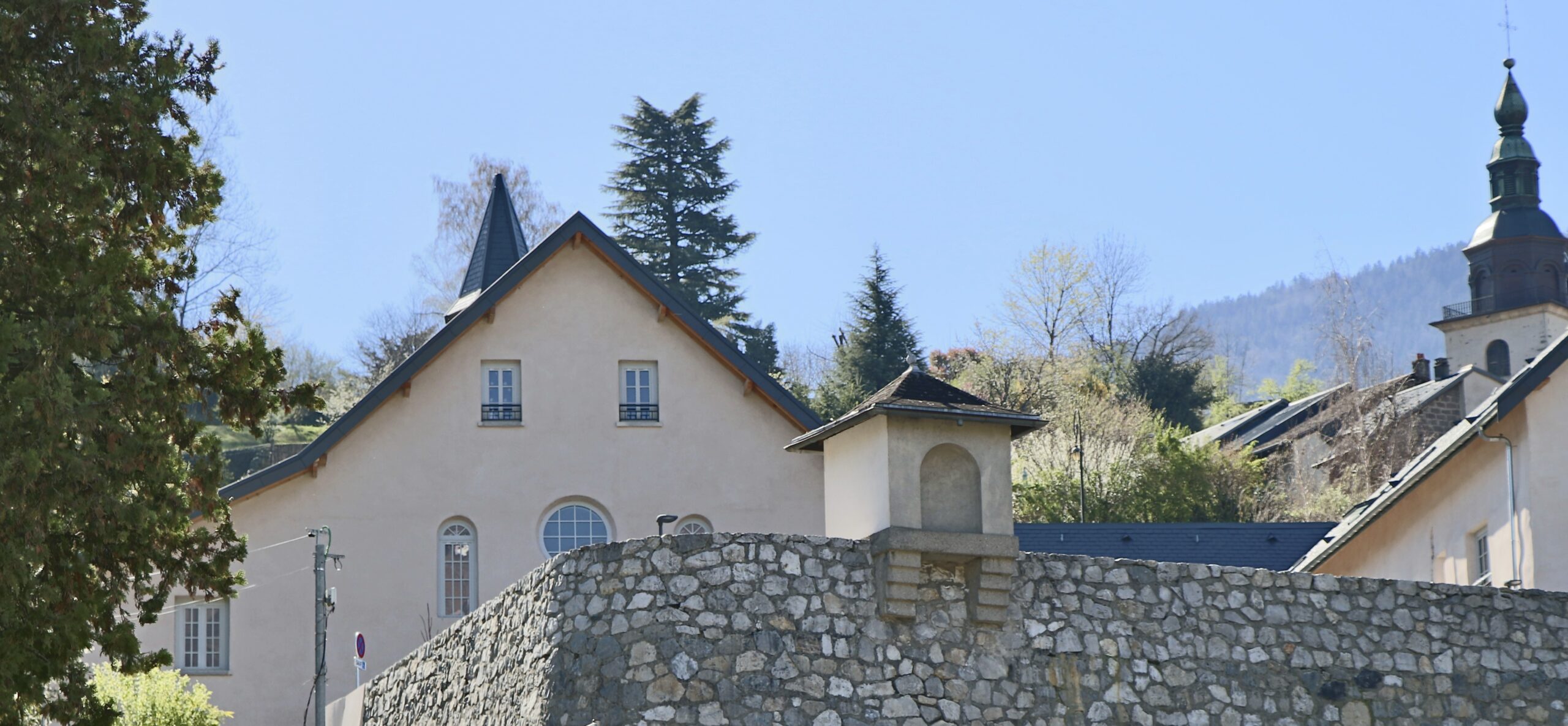 Réhabilitation d'un ancien couvent en 22 logements - Albertville (73)
